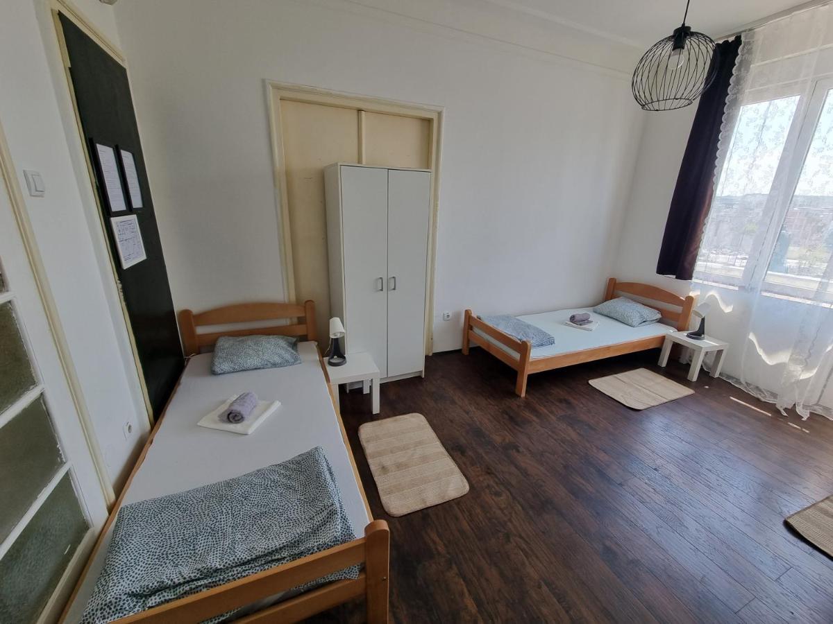 Downtown Belgrade Hostel And Apartments Eksteriør bilde