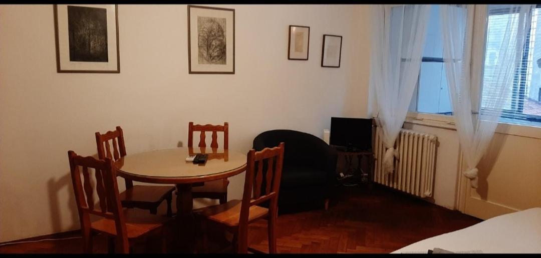 Downtown Belgrade Hostel And Apartments Eksteriør bilde